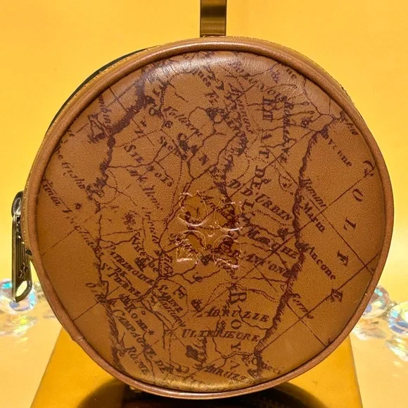 Patricia Nash 2fer Signature Map Print Leather Tote w/Pouch Approx. 15 x 11 x3.5 - Picture 12 of 17